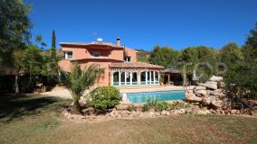 For sale villa in Partida Puchol with 4 bedrooms