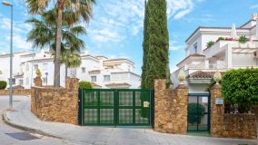 Apartment for sale in Las Lomas de Rio Real, Marbella East