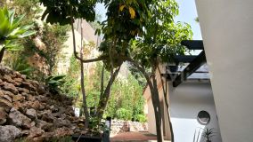 Villa for sale in El Madroñal, Benahavis