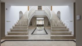 Villa for sale in El Madroñal, Benahavis