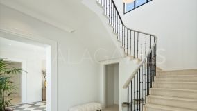 Villa for sale in Nueva Andalucia, Marbella