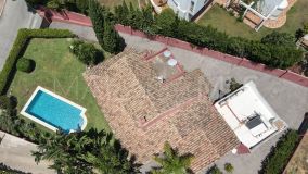 Villa for sale in Nueva Atalaya, Estepona