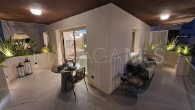 Apartamento en venta en Nueva Andalucia, Marbella