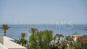 Villa Pareada en venta en Vilas 12, Marbella Golden Mile