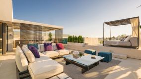 Villa Pareada en venta en Vilas 12, Marbella Golden Mile