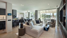 Zweistöckiges Penthouse zu verkaufen in Puente Romano, Marbella Goldene Meile