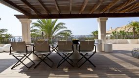 Los Monteros Playa, atico duplex con 5 dormitorios en venta