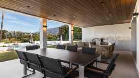 Villa for sale in Los Naranjos Golf with 5 bedrooms