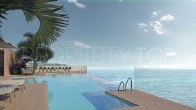 For sale Estepona Playa apartment with 4 bedrooms