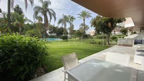 Comprar apartamento planta baja en Marbella - Puerto Banus de 4 dormitorios