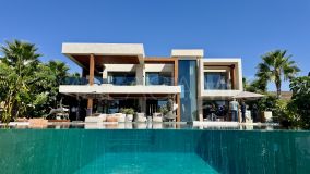Villa for sale in Los Flamingos, Benahavis