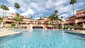 Penthouse for sale in New Golden Mile, Estepona East
