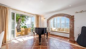 Villa for sale in Sierra Blanca Country Club, Istan