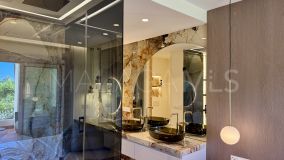 Lägenhet for sale in New Golden Mile, Estepona Öst