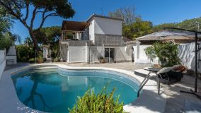 Villa zu verkaufen in Marbesa, Marbella Ost