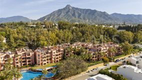 Appartement for sale in Oasis de Marbella, Marbella Golden Mile