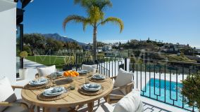 Villa for sale in Monte Halcones, Benahavis