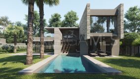 Villa en venta en Cortijo Blanco, San Pedro de Alcantara