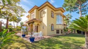 Villa en venta en Monte Biarritz, Estepona Este