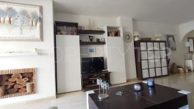 For sale apartment in Campos de Guadalmina with 2 bedrooms
