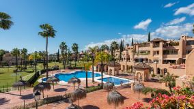 Ático en venta en La Cartuja del Golf, Estepona Este
