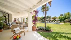 Villa zu verkaufen in La Cerquilla, Nueva Andalucia