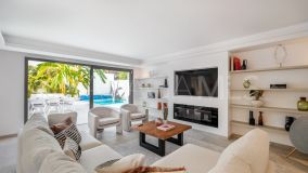 Villa for sale in Huerta Belón, Marbella City