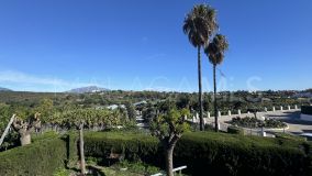 Wohnung zu verkaufen in Las Jacarandas, Estepona Ost