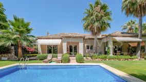 Villa en venta en Las Brisas, Nueva Andalucia