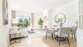 Appartement for sale in Pueblo de Las Brisas, Nueva Andalucia