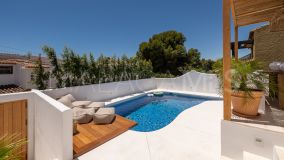 Villa for sale in Sitio de Calahonda, Mijas Costa