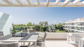 Penthouse for sale in Belaire, Estepona East