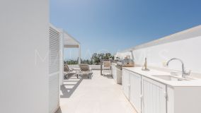 Penthouse for sale in Belaire, Estepona East