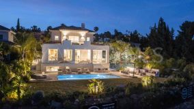 Villa for sale in El Paraiso, Estepona East