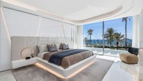 Villa for sale in Los Monteros Playa, Marbella East