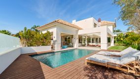 Villa zu verkaufen in Linda Vista Baja, San Pedro de Alcantara