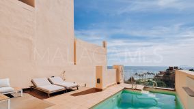 Penthouse for sale in Bahia de la Plata, Estepona East