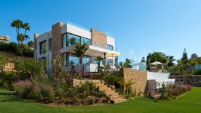 Villa for sale in Marbella Hill Club, Marbella Golden Mile