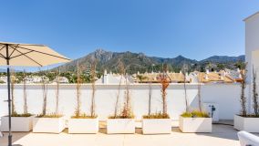Villa for sale in Marbella City