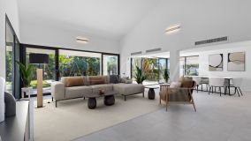 Villa for sale in Alta Vista, San Pedro de Alcantara