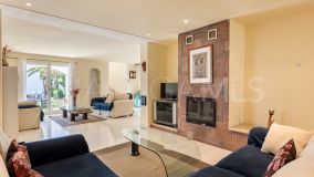 Villa for sale in Linda Vista Baja, San Pedro de Alcantara