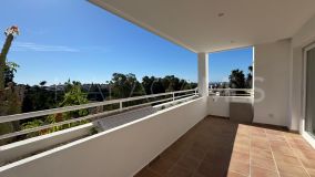 Lägenhet for sale in Atalaya, Estepona Öst
