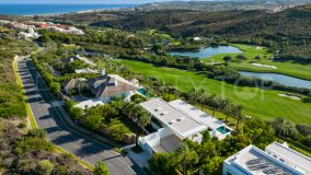 Marvellous frontline golf villa with a stunning garden in the prestigious Finca Cortesin resort!