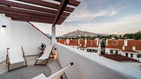 Penthouse for sale in La Maestranza, Nueva Andalucia