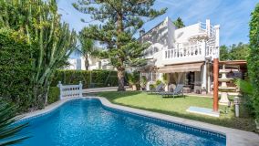 Villa for sale in Atalaya Park, Estepona East