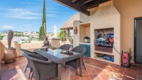 Penthouse for sale in El Campanario, Estepona
