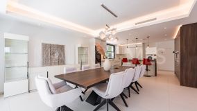 Villa en venta en Monte Biarritz, Estepona Este