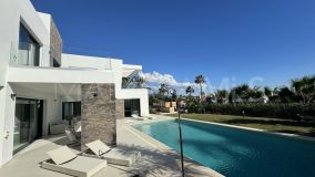 Villa for sale in Monte Biarritz, Estepona Est