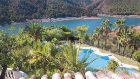 Finca for sale in Istan