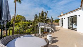 Villa zu verkaufen in El Paraiso, Estepona